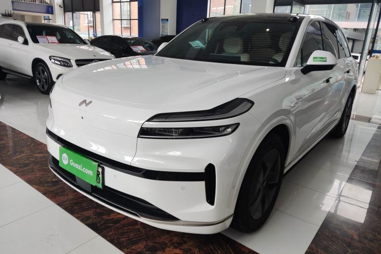 Used ONVO Luxeed L90 2025 Model—Ultra Six-Seater Version