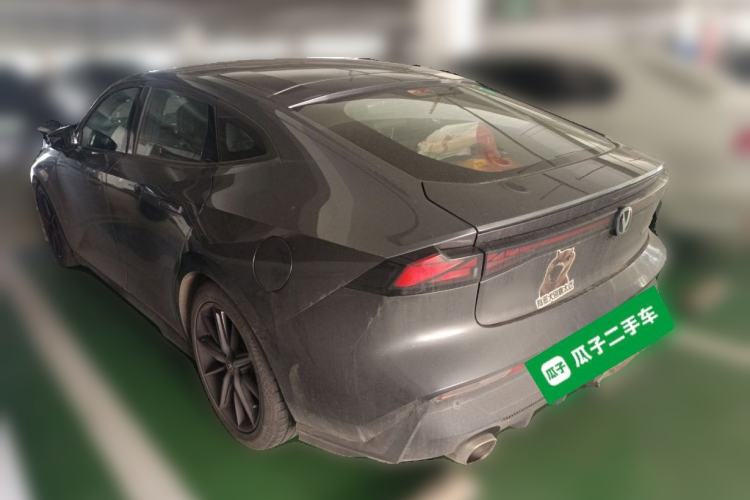 Used CHANGAN UNI-V 2022 1.5T Prestige Version
