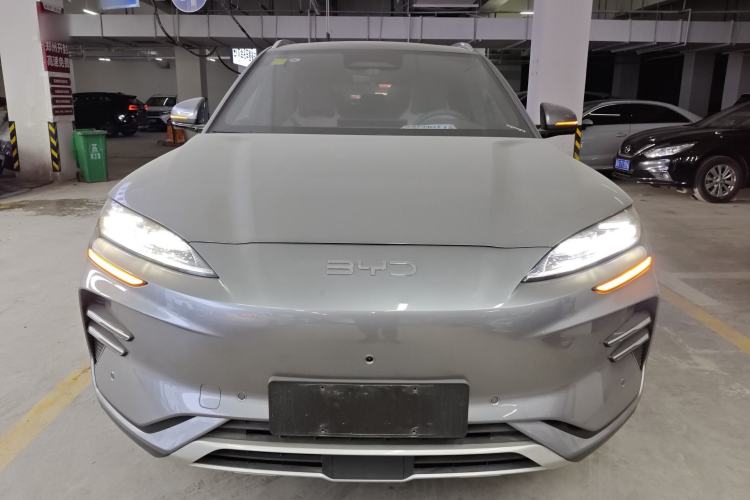 Used BYD Song PLUS New Energy 2025 EV Intelligent Driving Version 520km Premium Model
