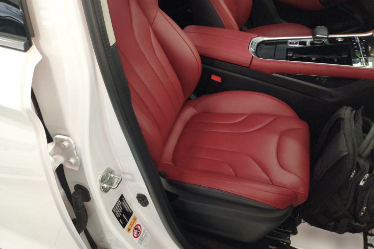 Used CHANGAN CS85 COUPE 2019 1.5T DCT Dynamic Version China VI Standard Right Front Seat