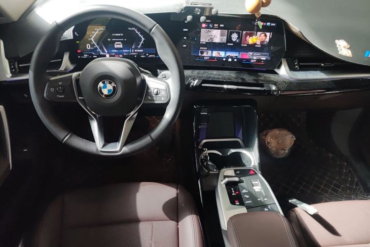 Used BMW X1 2024 sDrive25Li X Design Package Center Console