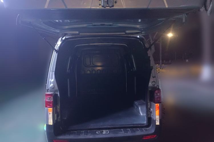 Used Jinbei Hiace X30 2021 1.5L Standard Version Air-Conditioning-Free Bus China VI Emission Standard SWC15M