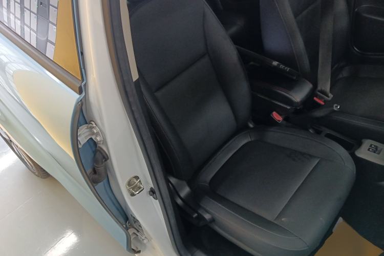 Used ORA Black Cat 2019 351 km Family Edition
