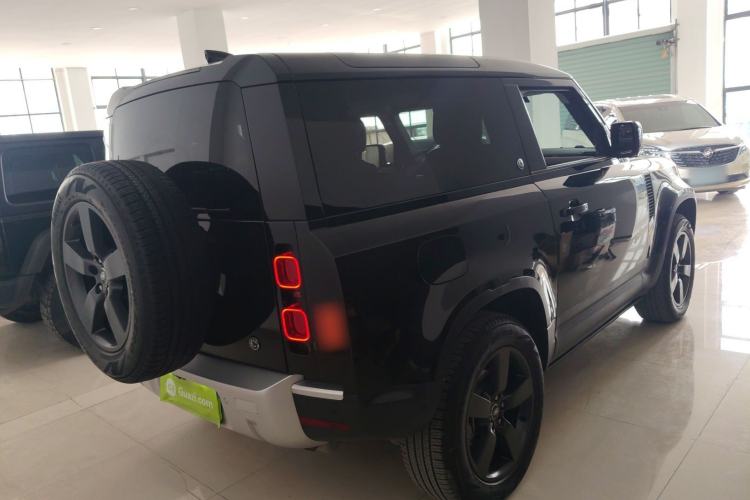 Used Land Rover Defender 2022 90 2.0T P300 Tiger-Power Ambition Edition