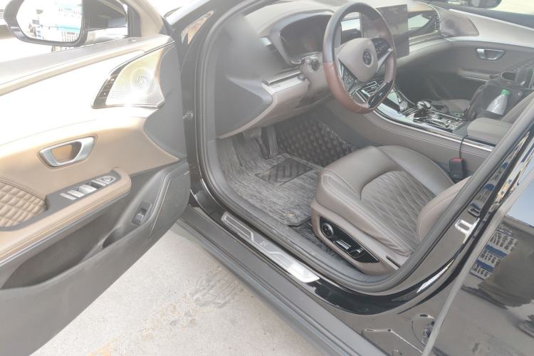 Used BYD Han 2022 EV Genesis Edition 715KM Front-Wheel-Drive Prestige Model
