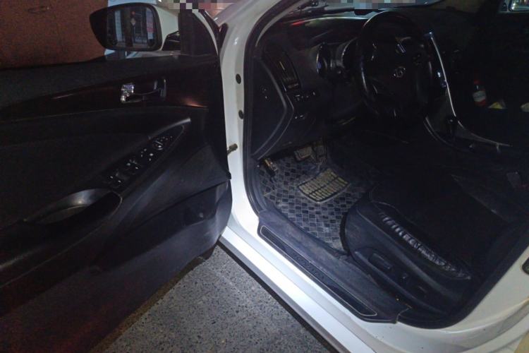 Used Hyundai Sonata 2013 2.4L Automatic Luxury Version China IV Standard