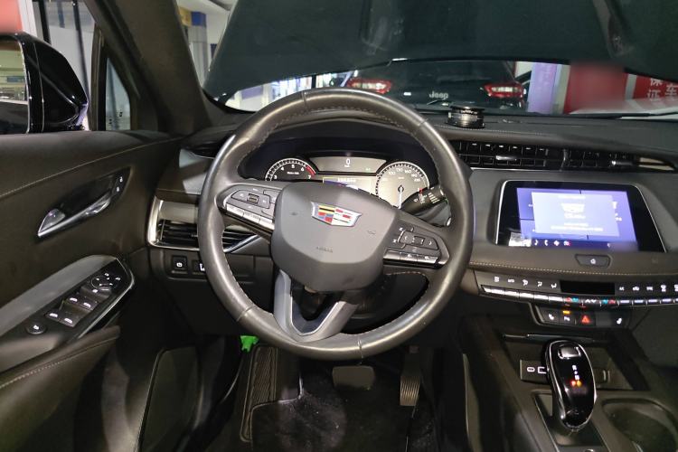 Used Cadillac XT4 2021 28T Two-Wheel Drive Luxury Version