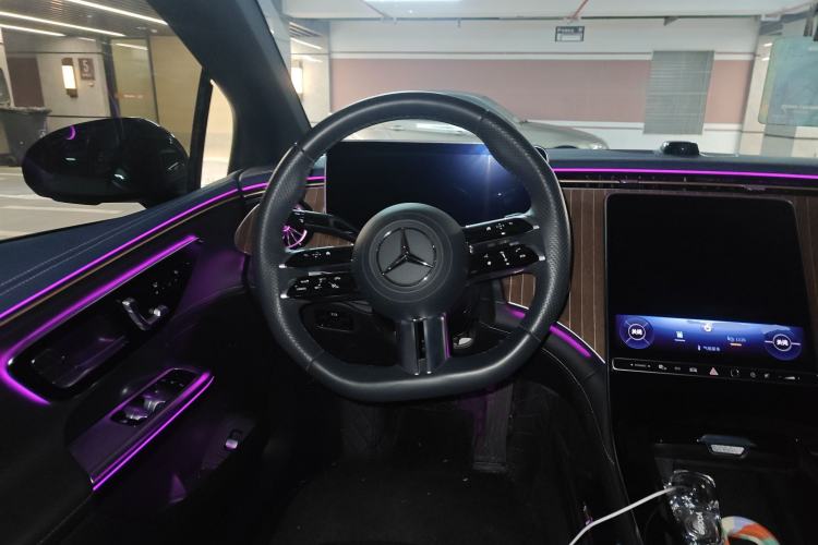 Used Mercedes-Benz EQE 2022 350 Pioneer Edition
