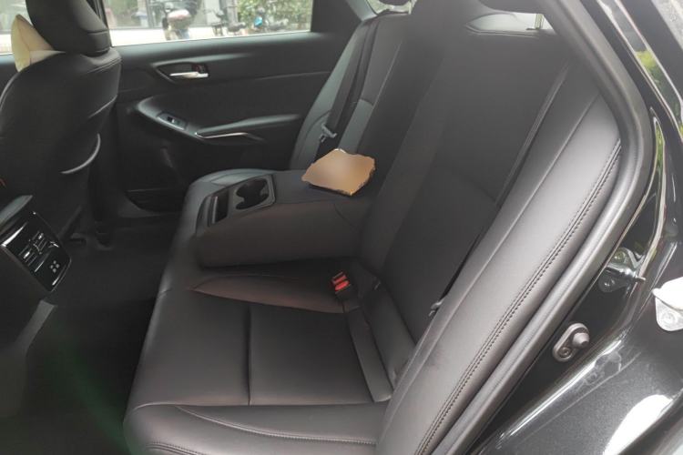 Used Toyota Avalon 2024 2.0L Ambition Edition Left Rear Seat