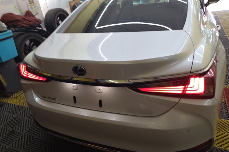 Used Lexus ES 2021 200 Excellence Edition