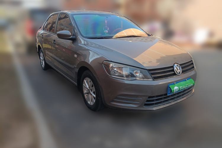 Used Volkswagen Jetta 2015 1.4L Manual Fashion Model