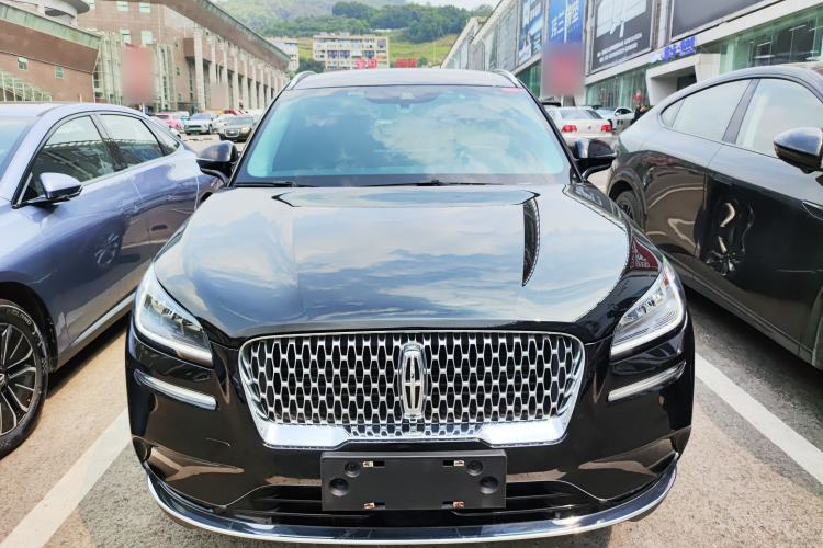 Used Lincoln Corsair 2021 2.0T Two-Wheel Drive Deluxe Edition Front