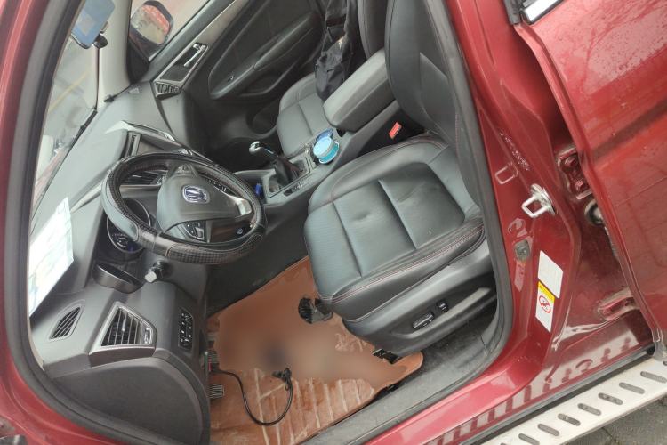 Used Changan CS75 2014 2.0L Manual Leading Version China IV Standard