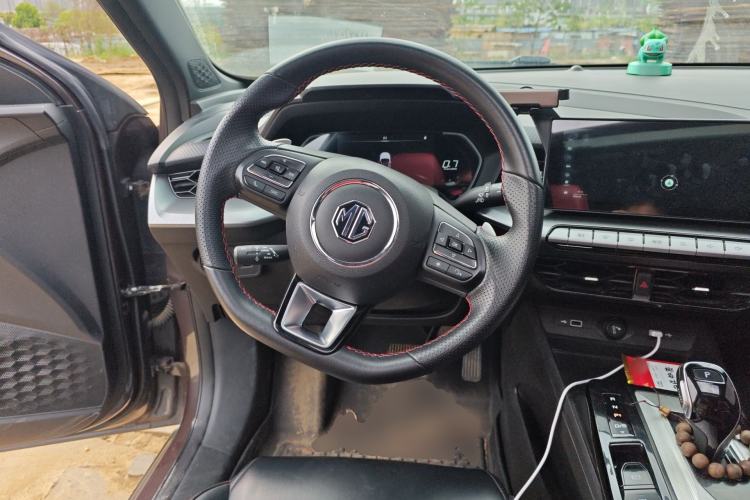 Used MG 5 2021 300TGI DCT Elegant Luxury Edition Steering Wheel