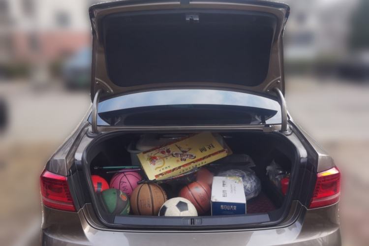 Used Volkswagen Magotan 2015 1.8TSI Advanced Model
