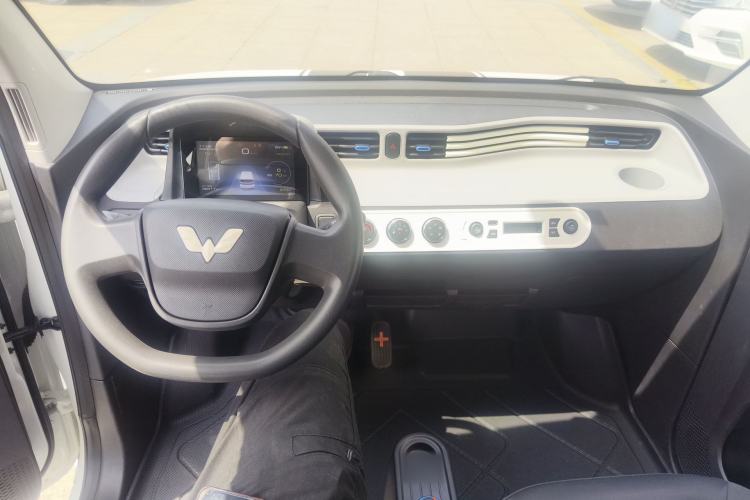 Used Wuling Hongguang MINIEV 2020 Freedom Version Lithium Iron Phosphate
