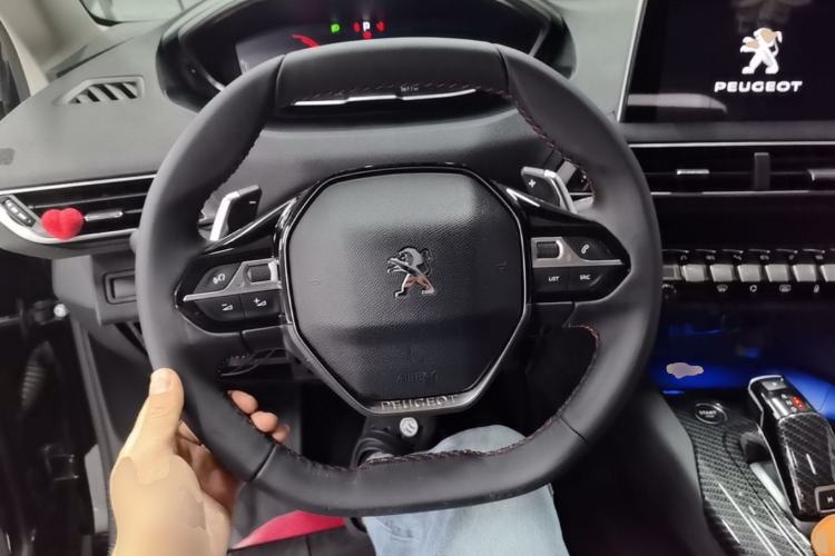 Used Peugeot 4008 2019 360THP BLACKPACK Obsidian Edition Steering Wheel