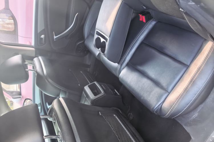 Used Citroen C5 2017 350THP Automatic Luxury Model Interior 3