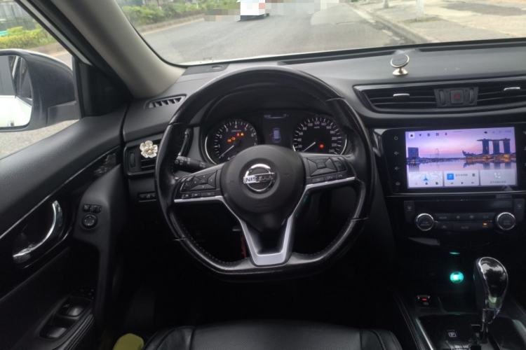 Used Nissan X-Trail 2020 2.0L XL ITS CVT 2WD SmartConnect Comfort Edition Steering Wheel