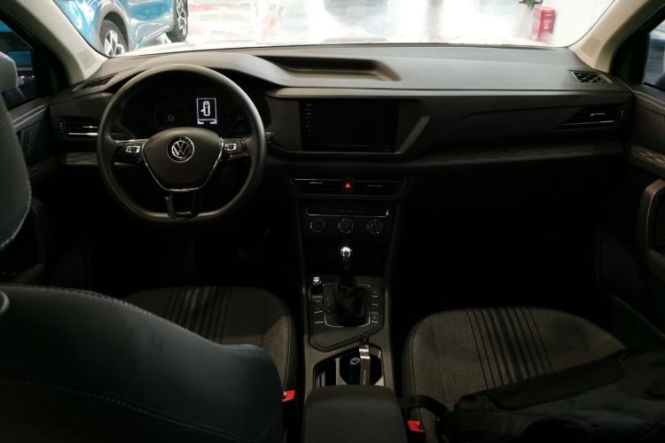 Used Volkswagen Tharu 2021 280TSI Two-Wheel Drive Trend Edition Center Console