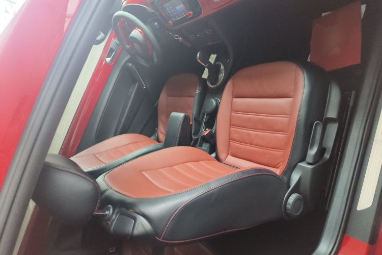 Used Volkswagen Beetle 2014 1.2TSI Fashion Edition Right Front Seat