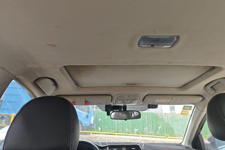 Used Haval H6 2014 Sports Edition 2.4L Automatic Prestige Model Headliner