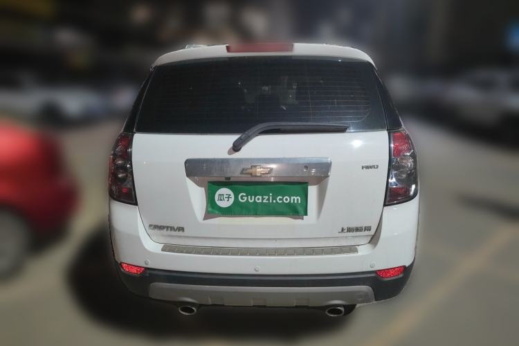 Used Chevrolet Captiva 2012 2.4L 4x4 Flagship Edition 7 Seats Rear