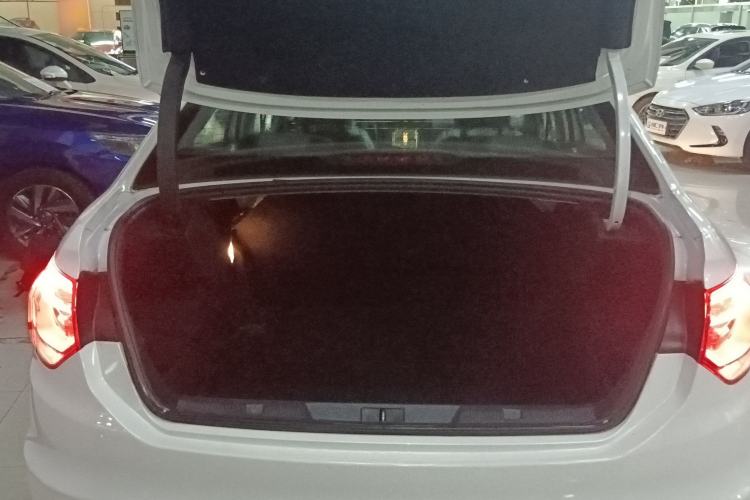 Used Citroen C4L 2014 1.6THP Intelligent Drive Automatic Dynamic Model
