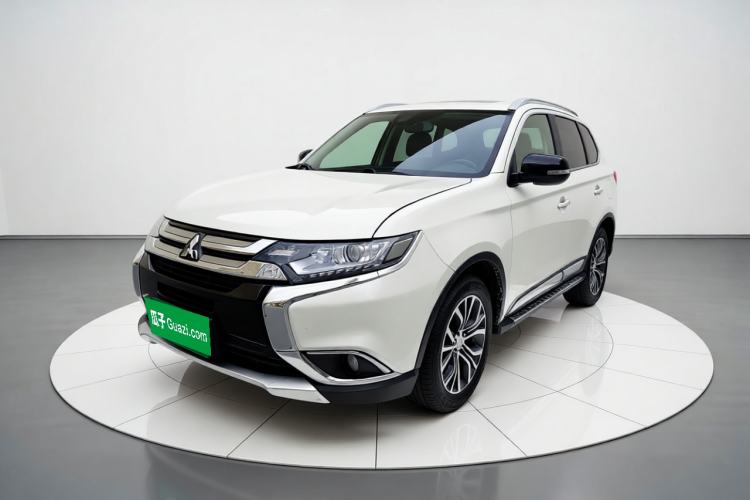 Used Mitsubishi Outlander 2017 2.0L Two-Wheel Drive Glory Edition 5 Seats Guazi used car, China used car export, Used car for sale, Used  cars, Cheapest cars for sale