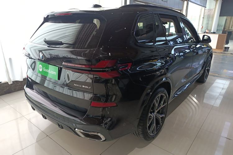 Used BMW X5 2023 xDrive 30Li Luxury M Sport Night Edition Package
