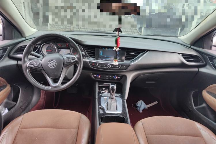 Used Buick Regal 2019 20T Elite Version China V Standard Center Console