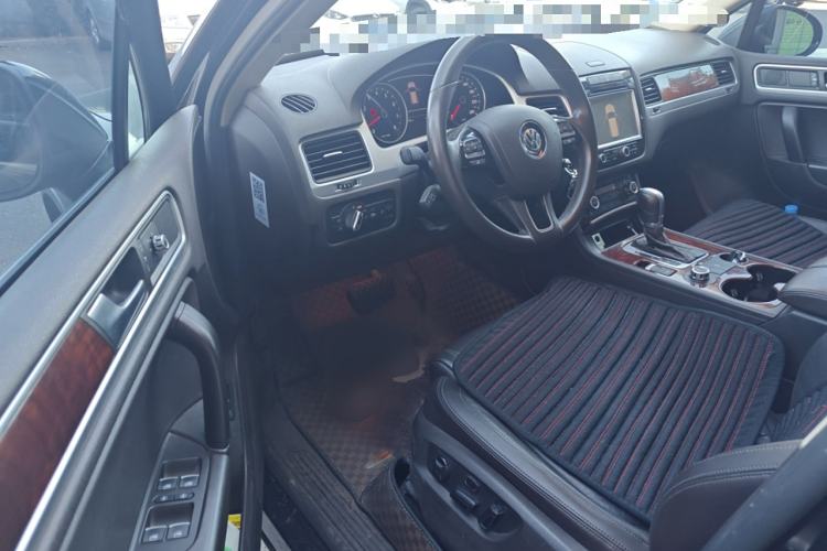 Used Volkswagen Touareg 2011 3.0 TSI Standard Version