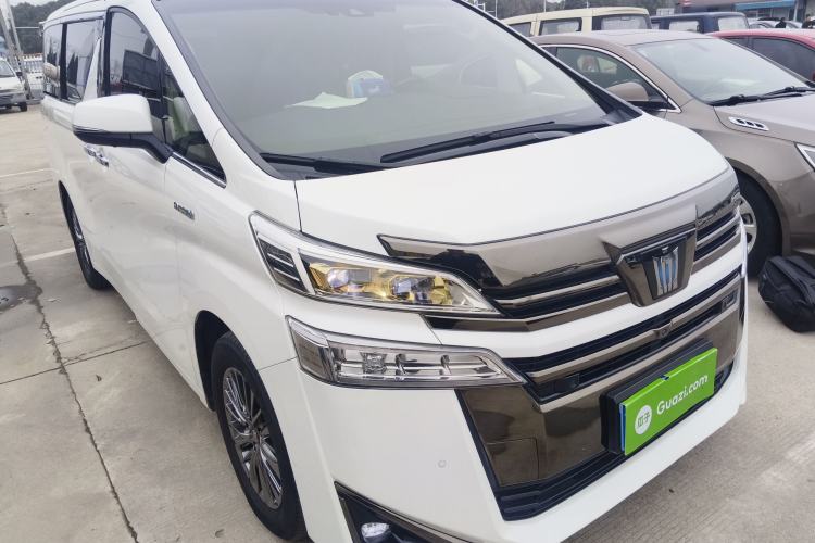 Used Toyota Vellfire 2023 Crown Dual-Engine 2.5L HV Luxury Edition Front Right 45 Deg