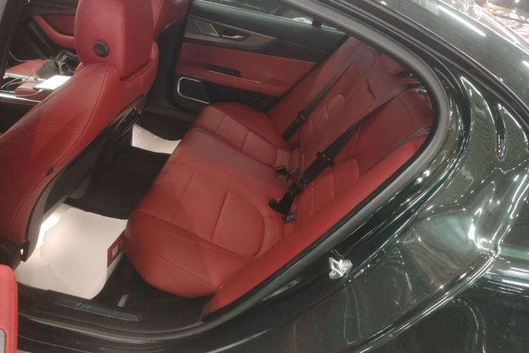 Used Jaguar XEL 2022 2.0T 250 PS R-DYNAMIC S Advanced Sport Edition Left Rear Seat