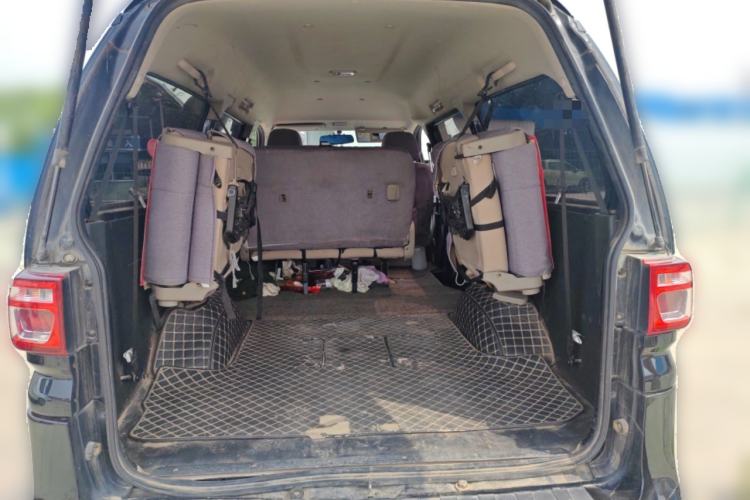 Used FORTHING Lingzhi 2019 M5L 1.6L 7-Seater Base Model China VI Standard Trunk