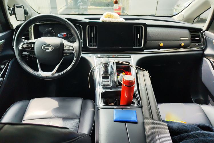 Used GAC Trumpchi M8 2021 Lingxiu Series 390T Deluxe Edition Center Console