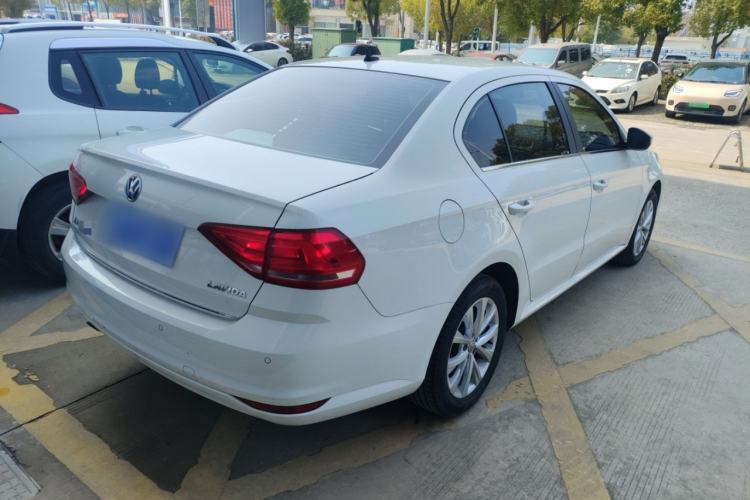 Used Volkswagen Lavida 2017 1.6L Automatic Comfort Edition
