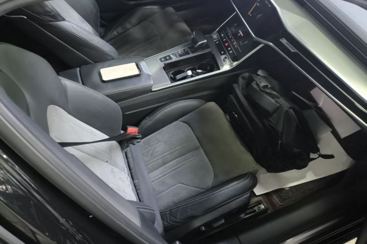 Used Audi A6L 2020 40 TFSI Luxury Dynamic Edition
