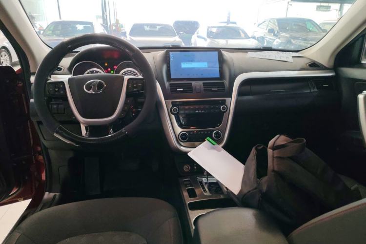Used Bestune X80 2013 2.0L automatic comfort version
