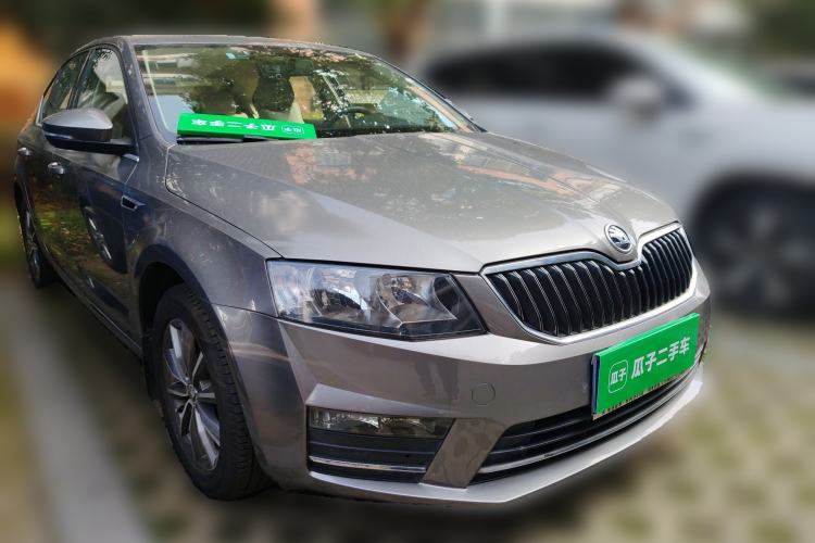 Used Skoda Octavia 2017 1.6L Automatic Chuanxing Edition
