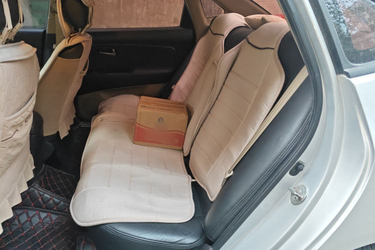 Used Hyundai Celesta 2011 1.6L Manual Comfort Edition