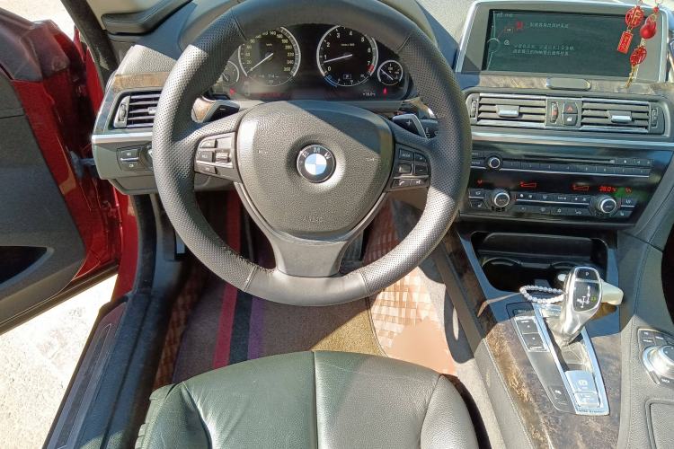 Used BMW 6 Series 2012 640i two-door coupe