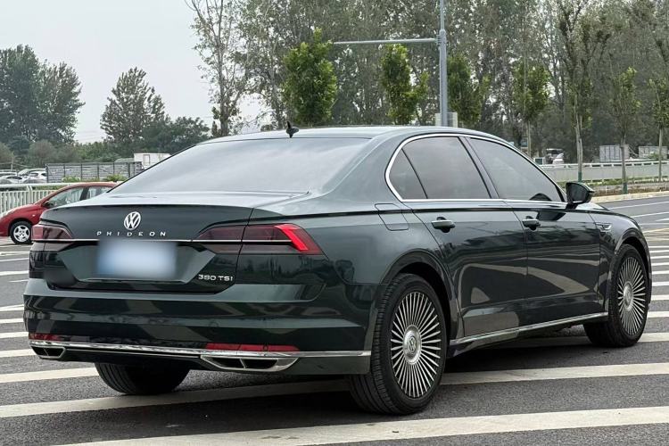 Used Volkswagen Phideon 2016 380TSI Two-Wheel-Drive Executive Version
