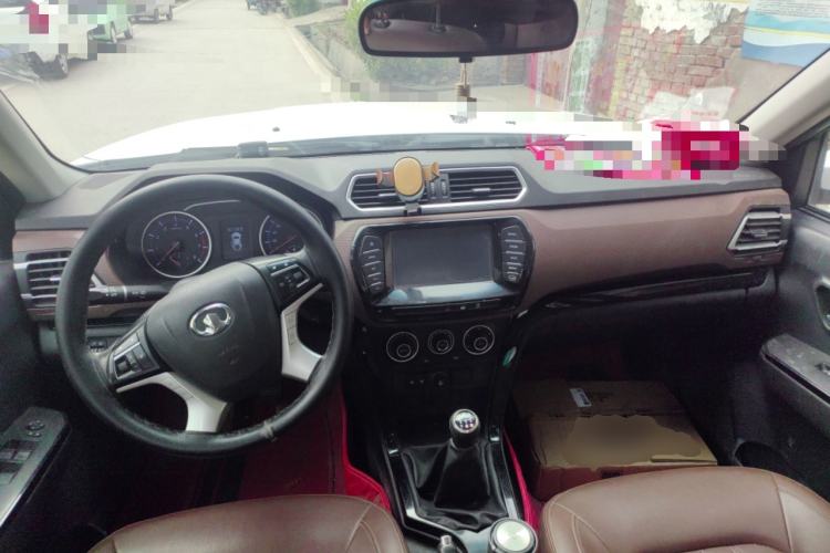 Used Great Wall Wingle 6 2017 2.4L Gasoline Two-Wheel Drive Elite Version 4G69