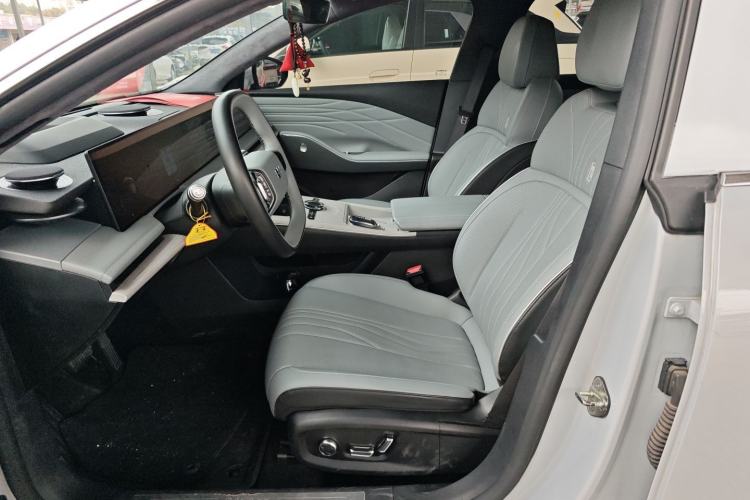 Used Geely Galaxy E8 2024 550 km Range Rear-Drive MAX