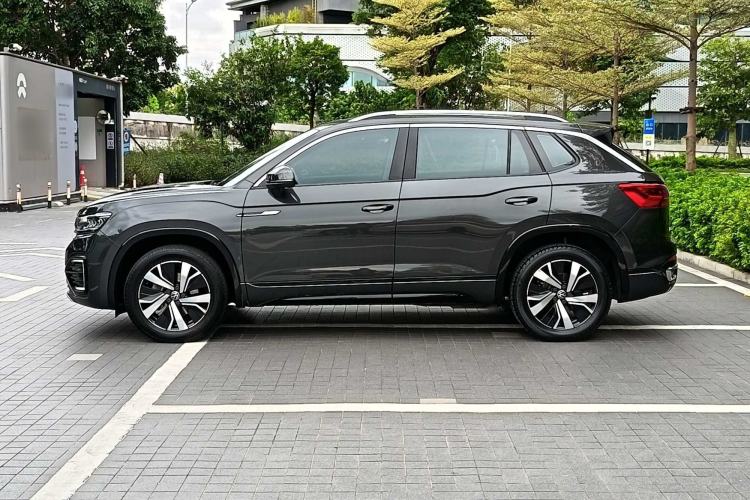 Used Volkswagen Tayron GTE Plug-in Hybrid 2020 1.4T Luxury Model Exterior 5