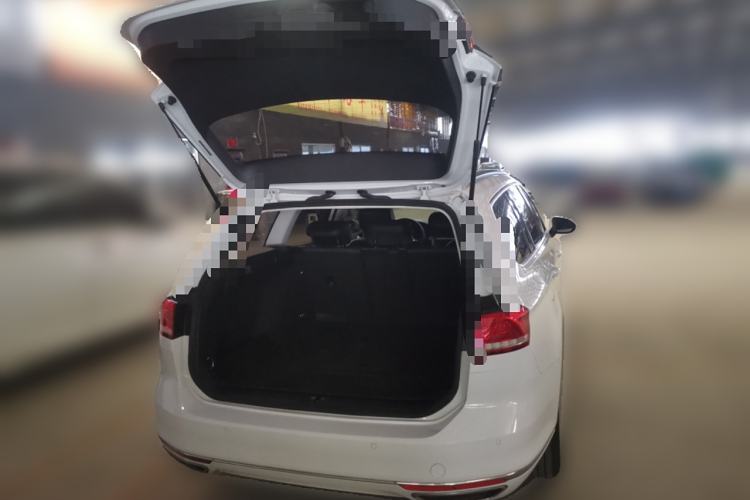 Used Volkswagen Variant 2017 380TSI Two-Wheel Drive Comfort Edition