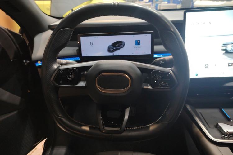 Used Lynk & Co 07 2024 EM-P 126 Long-Range Ultra
