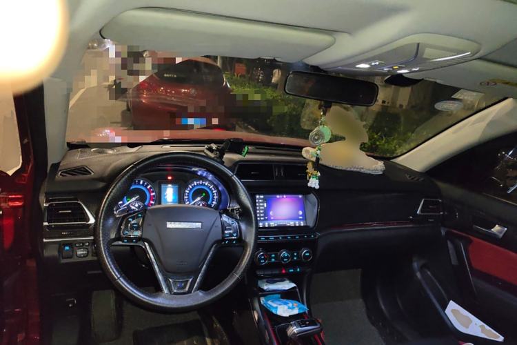 Used Haval H2 2018 Chuanxiang Edition 1.5T Dual-Clutch Two-Wheel Drive ZhiShang Model China V Standard