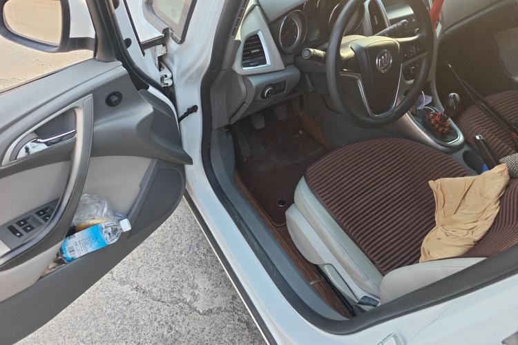 Used Buick GT 2014 XT 1.6L Manual Entry-Level Model